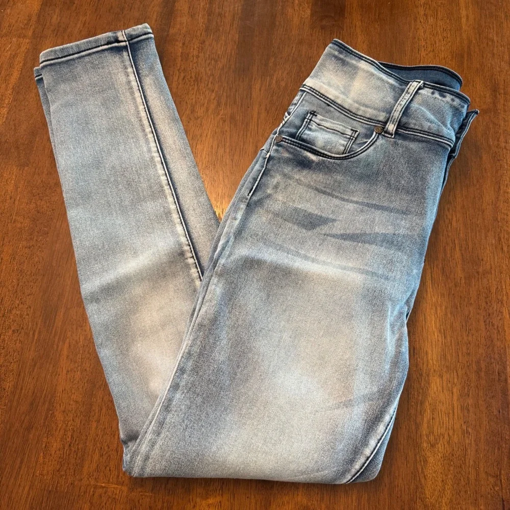 Bamboo Jeans Juniors Size 13 High Waisted Skinny Jeans Light Wash Triple Button